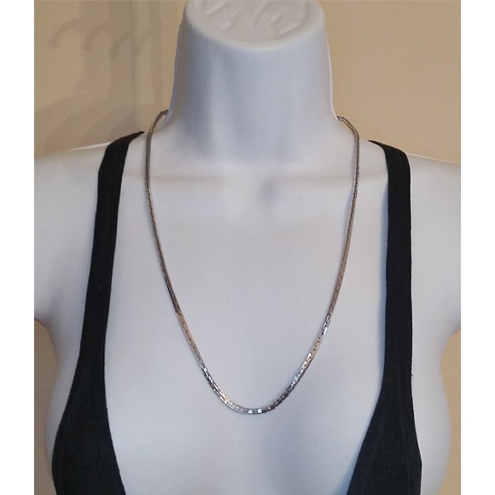Sarah Coventry Box Chain Long Necklace Silver Tone Costume Faux Fine Look.